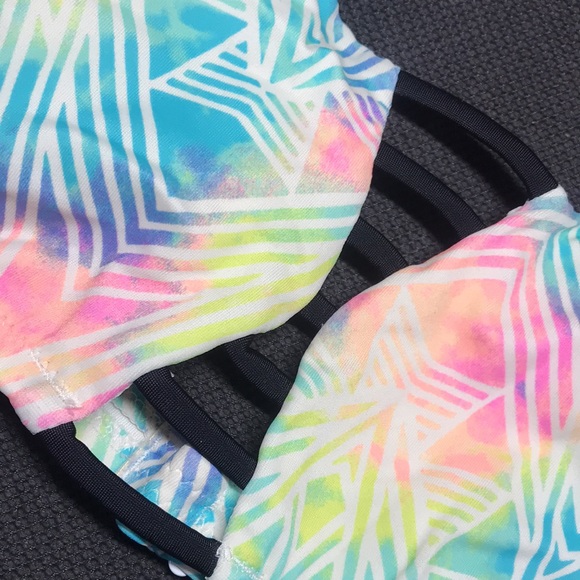 PINK colourful bikini top in L - Picture 2 of 6